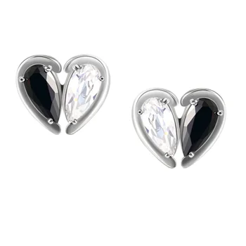 Лондон обеци, черно-бели обеци със скъпоценни камъни, контрастиращи обеци във формата на сърце, дамски обеци с хубав сърце Изображение