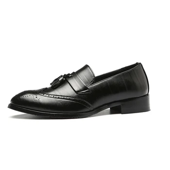 Мъжки модел обувки-oxfords в британския стил, мъже джентльменская кожени обувки Zapatos Hombre, мъжки лоферы на равна подметка с пискюли Изображение