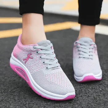 Нови дамски обувки за тенис, дишащи спортни обувки, увеличаване на растежа на 5 см, на въздушна възглавница, женски пешеходни чорапи на платформата с дебела подметка Изображение